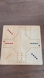 Keezbord 50x50cm, Hobby en Vrije tijd, Gezelschapsspellen | Bordspellen, Ophalen of Verzenden, Zo goed als nieuw