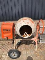 Atika Betonmolen, Ophalen