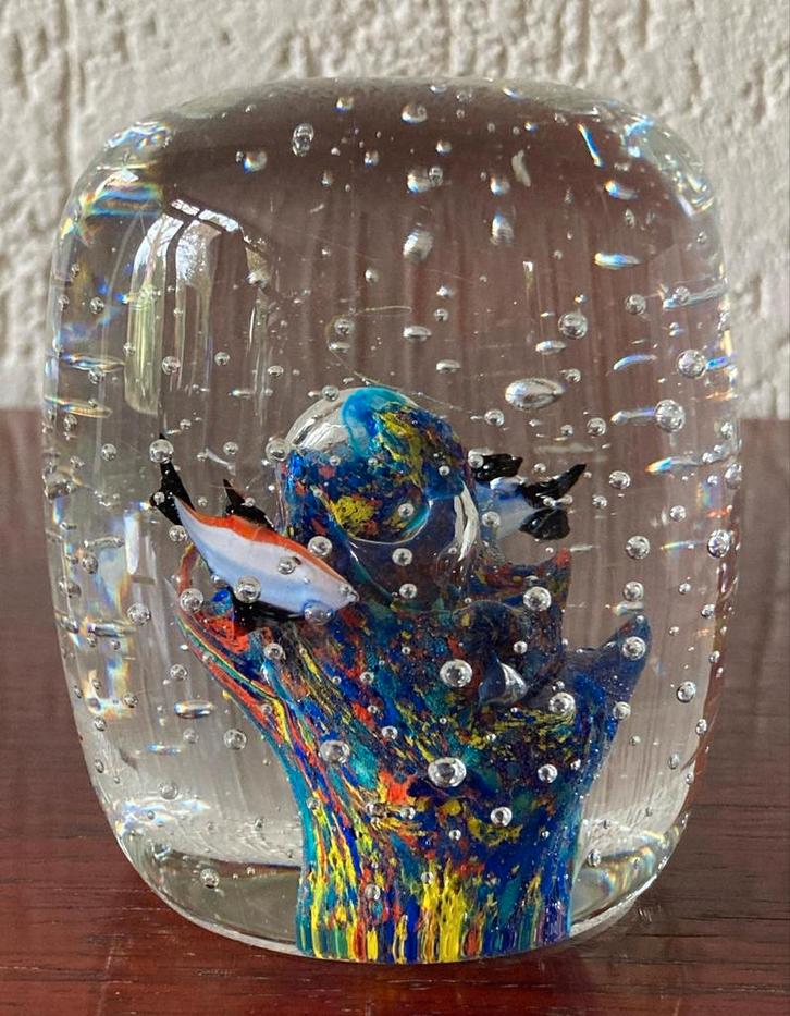 Prachtige glazen object met vissen paperweight presse, Antiek en Kunst, Antiek | Glas en Kristal, Ophalen of Verzenden