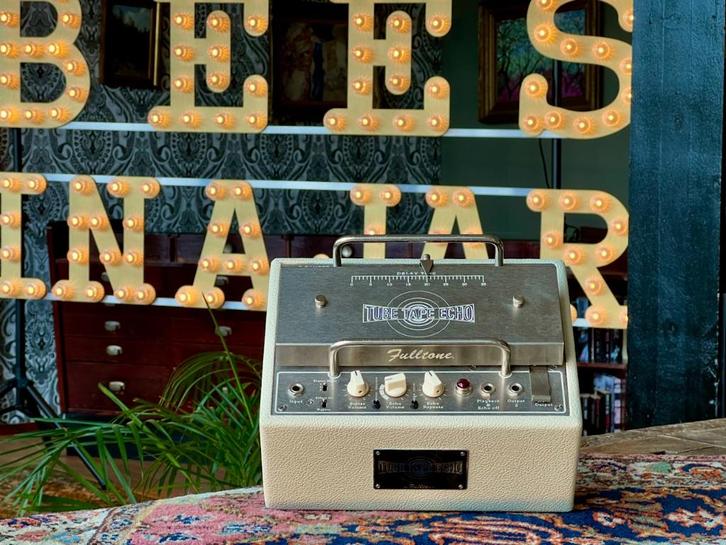 Fulltone TTE Tube Tape Echo Echoplex, Muziek en Instrumenten, Effecten, Gebruikt, Delay of Echo, Volume, Ophalen of Verzenden
