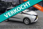 Toyota Aygo 1.0 VVT-i x-play, Airco, 360 camera, Bluetooth,, Euro 5, Stof, Gebruikt, 4 stoelen