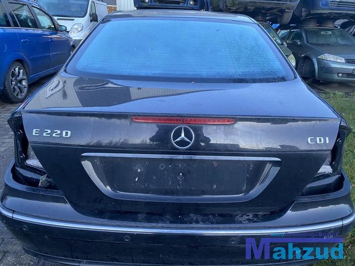 MERCEDES E-KLASSE W211 Zwart achterklep 2002-2009, Auto-onderdelen, Carrosserie en Plaatwerk, Achterklep, Mercedes-Benz, Achter