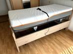 Hoog-laag, éénpersoons bed (prijs excl matras), Beige, 90 cm, Licht eiken, Eenpersoons