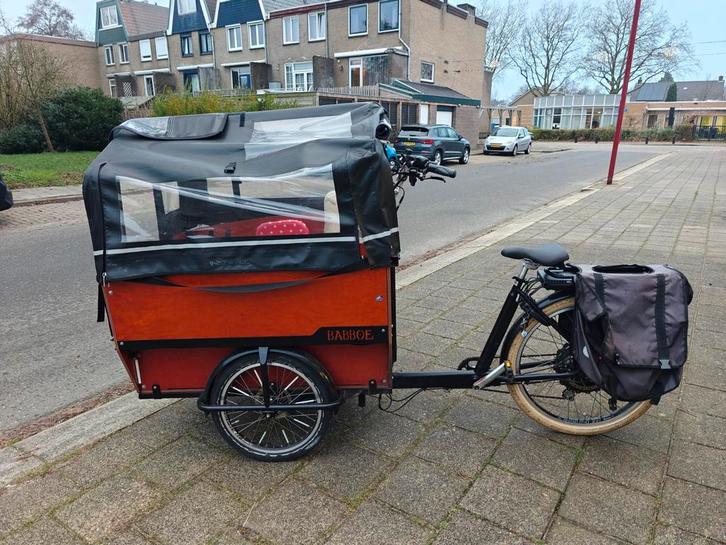 Babboe E-Max bakfiets met accessoires, Fietsen en Brommers, Fietsen | Bakfietsen, Gebruikt, Overige merken, 4 kinderen of meer