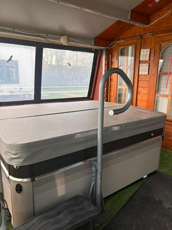 Caldera Ravello Spa – Utopia Serie, Tuin en Terras, Bubbelbaden en Hottubs, Zo goed als nieuw, Vast, Trap, Ophalen