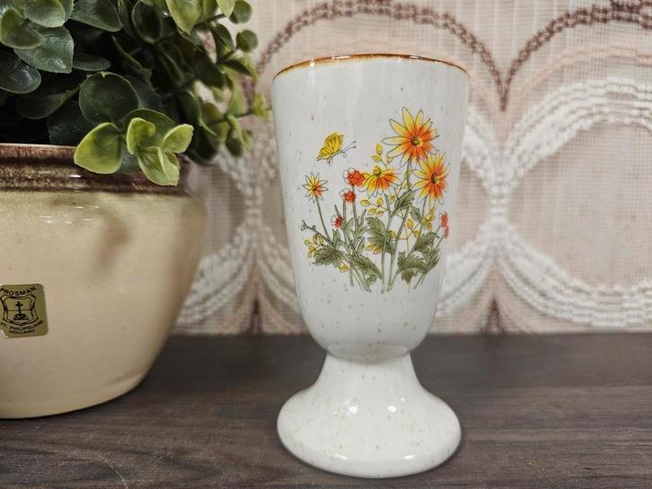 Wildflower  hoge koffie beker met oranje bloemen, Huis en Inrichting, Keuken | Servies, Zo goed als nieuw, Kop(pen) en/of Schotel(s)