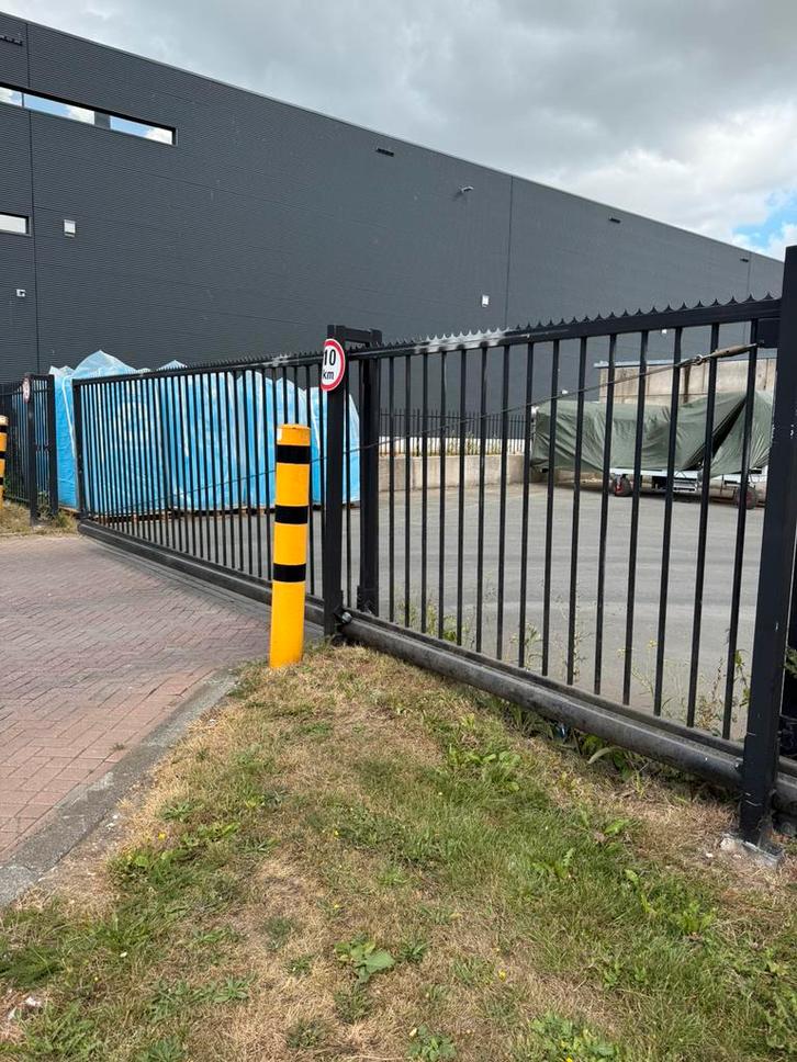 Gebruikte schuifpoort staal | 8x2 meter, Tuin en Terras, Tuinhekken en Hekwerk, Gebruikt, Spijlenhekwerk, IJzer, Met poort, Ophalen