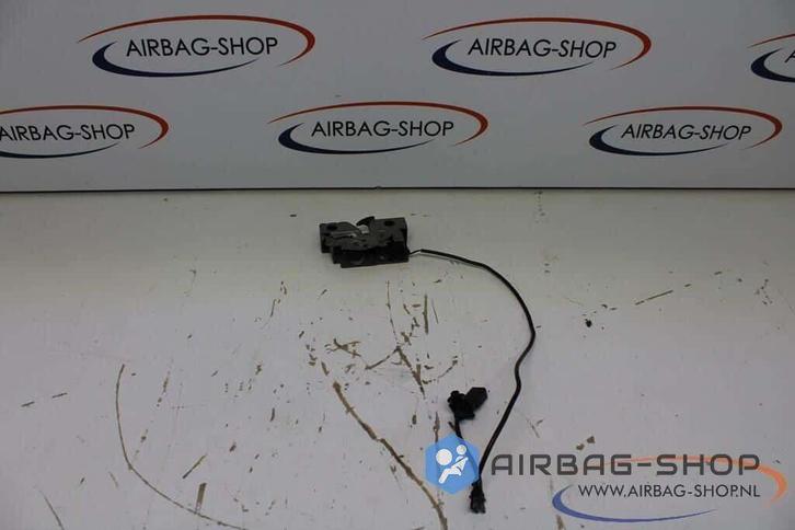 Volkswagen UP Mii Citigo Motorkapslot 1S0823509C, Auto-onderdelen, Carrosserie en Plaatwerk, Gebruikt, Ophalen of Verzenden