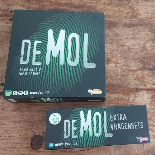 Wie is de Mol bordspel en uitbreiding, Hobby en Vrije tijd, Gezelschapsspellen | Bordspellen, Zo goed als nieuw, Ophalen of Verzenden