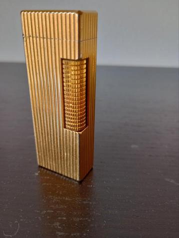 Dunhill, rollagas beschikbaar voor biedingen