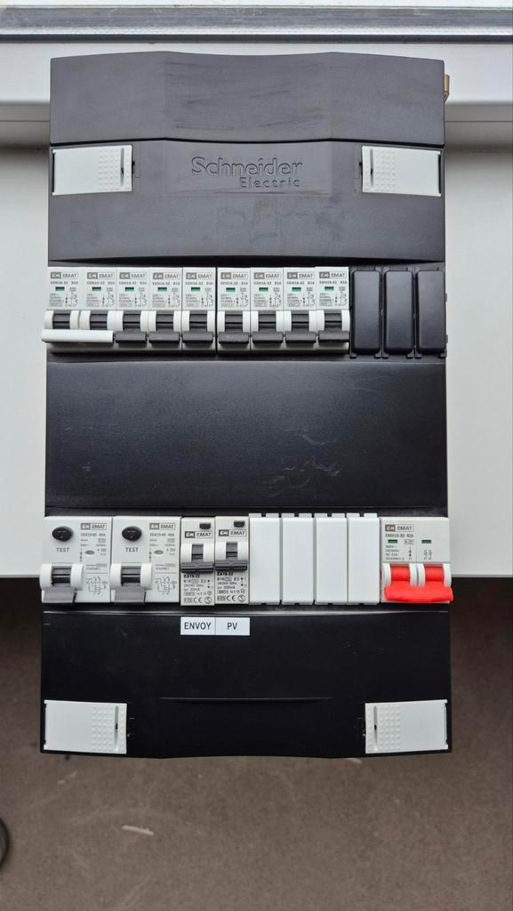 EMAT groepenkast 1 fase met 7 groepen en 1 kookgroep, Doe-het-zelf en Verbouw, Elektra en Kabels, Zo goed als nieuw, Overige typen