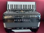 Italiaanse Scandalli Polifonico X accordeon .96 bas. 5 korig, Scandalli, Zo goed als nieuw, 96-bas, Met riemen