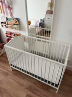 IKEA SMÅGÖRA ledikant + HIMLAVALV matras + matrasbeschermer, Ophalen, Zo goed als nieuw, Ledikant