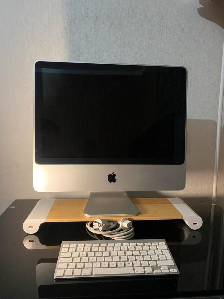 iMac 2008 - 20 inch - El Capitan - Nieuwstaat, Computers en Software, Toetsenborden, Zo goed als nieuw, Qwerty, Bedraad, Ophalen of Verzenden