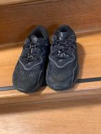 Adidas Ozweego originals, Kinderen en Baby's, Kinderkleding | Schoenen en Sokken, Ophalen of Verzenden, Zo goed als nieuw, Jongen of Meisje