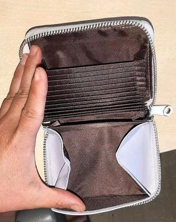 RFID leren Paarse Kaartenhouder Wallet beschikbaar voor biedingen