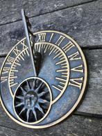 PLATTE BRONZEN ZONNEWIJZER / MUURHANGER / €155,-, Tuin en Terras, Huis en tuin decoratie Marie, Nieuw, Info@huisentuindecoratiemarie.nl