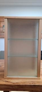 Badkamerkastje/ medicijn kastje, Ophalen