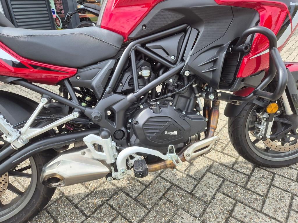 BENELLI TRK 502 (bj 2022), Motoren, 2 cilinders, Bedrijf, Onbekend, Overig