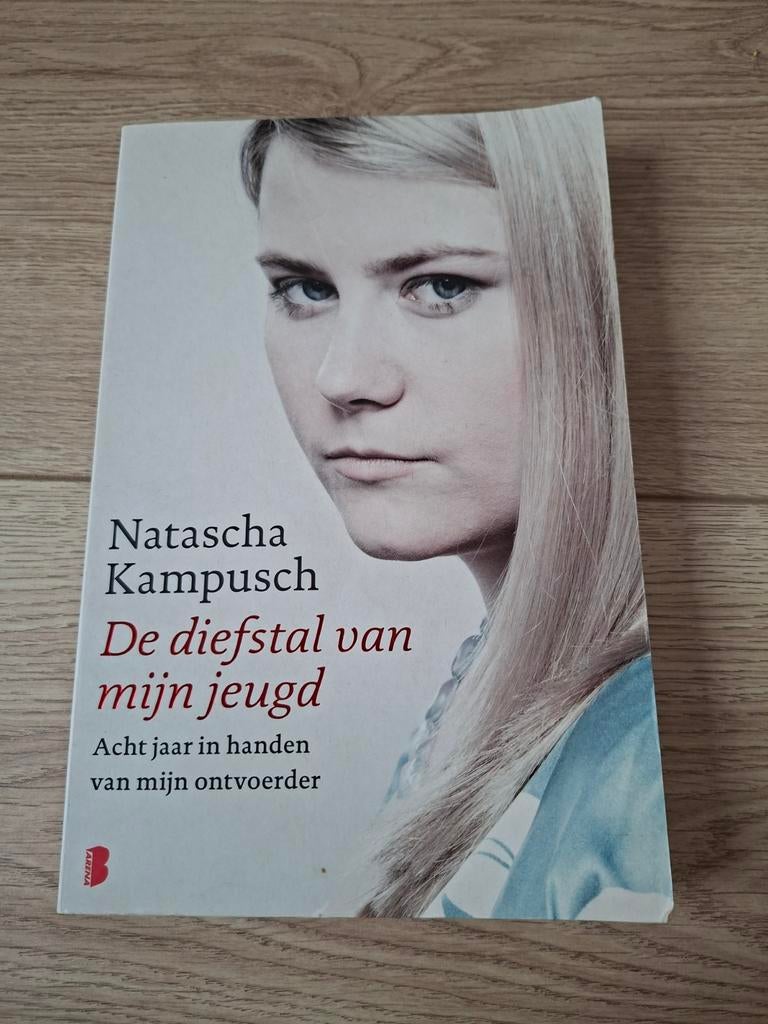 Natascha Kampusch - De diefstal van mijn jeugd, Ophalen of Verzenden, Zo goed als nieuw, Natascha Kampusch