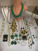 Partij sieraden, Sieraden, Tassen en Uiterlijk, Antieke sieraden, Ophalen of Verzenden, Overige materialen, Oorbellen