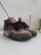 Air Jordan 4 Taupe Haze 39, Ophalen of Verzenden, Zo goed als nieuw, Schoenen