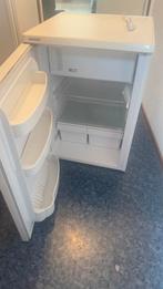 Koelkast + vriesvak moet z.s.m. weg!, Witgoed en Apparatuur, Vriezers en Diepvrieskisten, Ophalen, Zo goed als nieuw, Inbouw, Minder dan 60 cm