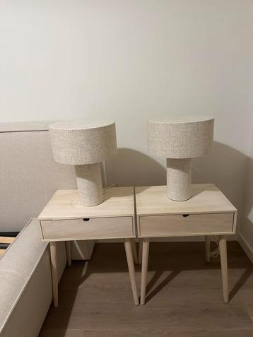 2 x nieuwe linnen tafellamp. ONGEBRUIKT