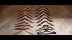 15 houten kleerhangers, Ophalen of Verzenden, Zo goed als nieuw, 25 tot 50 cm, Minder dan 100 cm