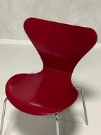 Fritz Hansen vlinderstoel Arne Jacobsen vintage bordeauxrood, Huis en Inrichting, Stoelen, Gebruikt, Vintage, Fritz Hansen, Eén