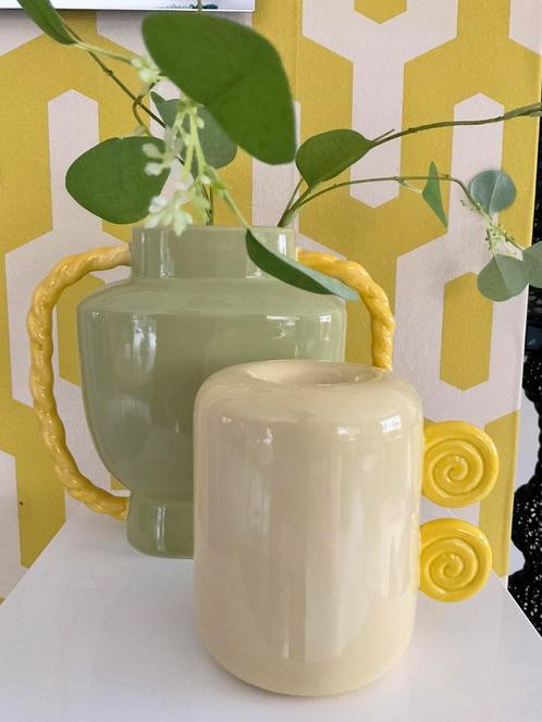 Set 2 vazen van & klevering en mica, nieuw, Huis en Inrichting, Woonaccessoires | Vazen, Nieuw, Geel, Minder dan 50 cm, Ophalen of Verzenden