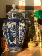 Kaststel drie stuks deksel vaas Delfts blauwe print, Antiek en Kunst, Antiek | Vazen, Ophalen of Verzenden