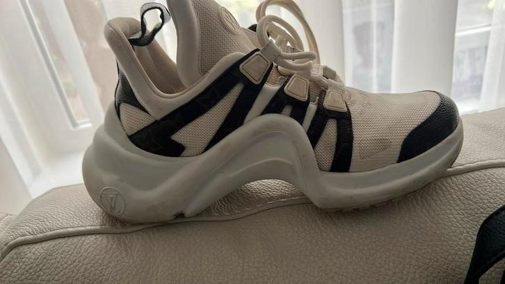 Louis Vuitton archlight maat 39, Kleding | Dames, Schoenen, Gedragen, Sneakers of Gympen, Wit, Ophalen