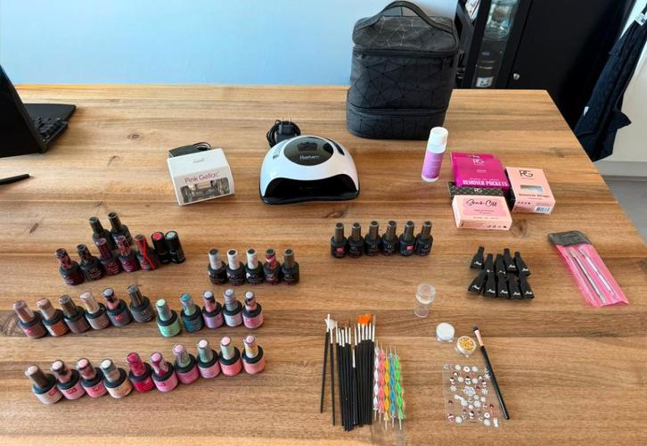 Complete Pink Gellac collectie met 29 kleuren + lampen, Sieraden, Tassen en Uiterlijk, Uiterlijk | Cosmetica en Make-up, Zo goed als nieuw