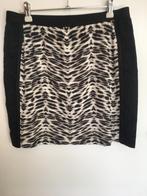 MarcCain sports rok zebraprint met kant maat 4 /40 mini, Maat 38/40 (M), MarcCain, Service@marc-cain.com, Zwart