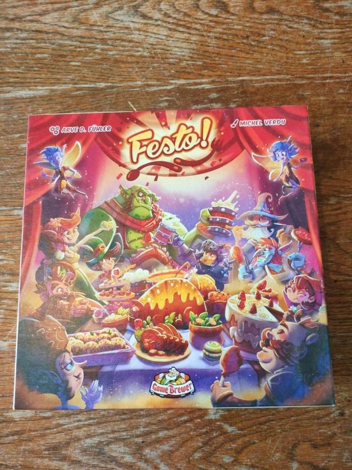 Festo!, Hobby en Vrije tijd, Gezelschapsspellen | Bordspellen, Zo goed als nieuw, Een of twee spelers, Drie of vier spelers, Vijf spelers of meer