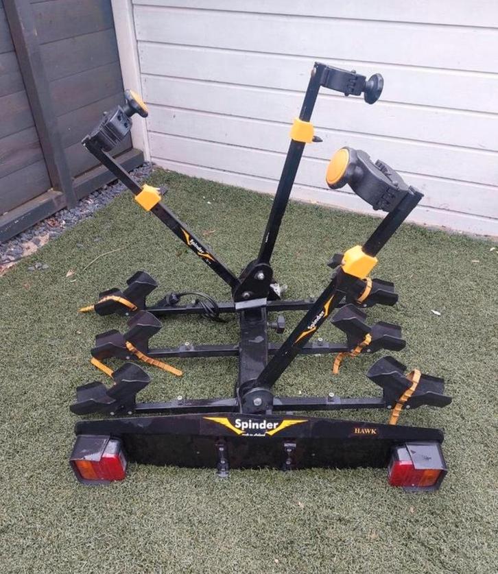 Fietsendrager spinder hawk voor 3 fietsen 7 & 13 polig, Auto diversen, Fietsendragers, Zo goed als nieuw, Trekhaakdrager, 3 fietsen of meer