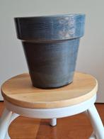 Grijs-blauw geglazuurde terracotta plantpot, Rond, Binnen, Ophalen of Verzenden, Zo goed als nieuw