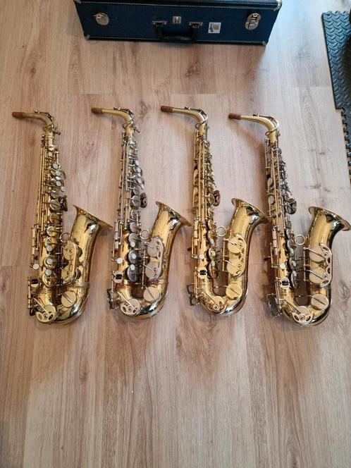 4 x alt saxofoon Ida Maria Grassi, Muziek en Instrumenten, Blaasinstrumenten | Saxofoons, Gebruikt, Alt, Met koffer, Ophalen of Verzenden