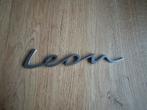 Seat leon logo, Ophalen of Verzenden, Seat