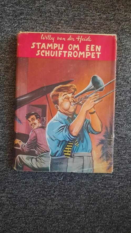 Willy van der Heide - Stampij om een schuiftrompet, Boeken, Kinderboeken | Jeugd | 13 jaar en ouder, Zo goed als nieuw, Ophalen of Verzenden