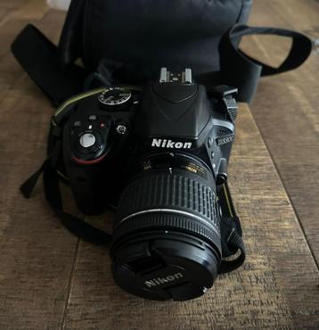 Nikon D3300 Spiegelreflexcamera beschikbaar voor biedingen
