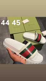 Gucci slippers 44 45 wit, Kleding | Heren, Schoenen, Ophalen of Verzenden, Zo goed als nieuw