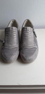 Schoenen grijs van Gabor in maat 36, Gabor, Ophalen of Verzenden, Sneakers of Gympen, Grijs