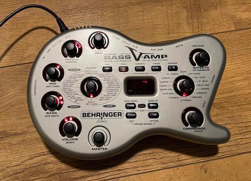 Behringer V-Amp BassGitaar Multie Effect Processor, Muziek en Instrumenten, Effecten, Zo goed als nieuw, Ophalen of Verzenden