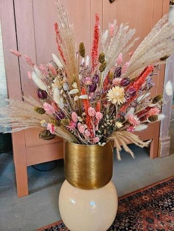 DROOGBLOEMEN & PAMPASPLUIMEN & VINTAGE beschikbaar voor biedingen