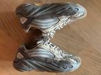 Yeezy boost 700 V2 Tephra, Ophalen of Verzenden, Gedragen, Overige kleuren