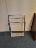 Handdoekenrek - Praktisch en stijlvol!, Huis en Inrichting, Badkamer | Badtextiel en Accessoires, Ophalen, Zo goed als nieuw, Zwart