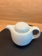 Theepot porselein, Huis en Inrichting, Keuken | Servies, Overige typen, Ophalen of Verzenden, Zo goed als nieuw, Overige stijlen