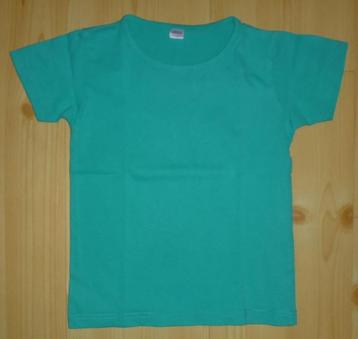 Groen shirt maat 110/116. Van 100% katoen. Bekijk ook beschikbaar voor biedingen